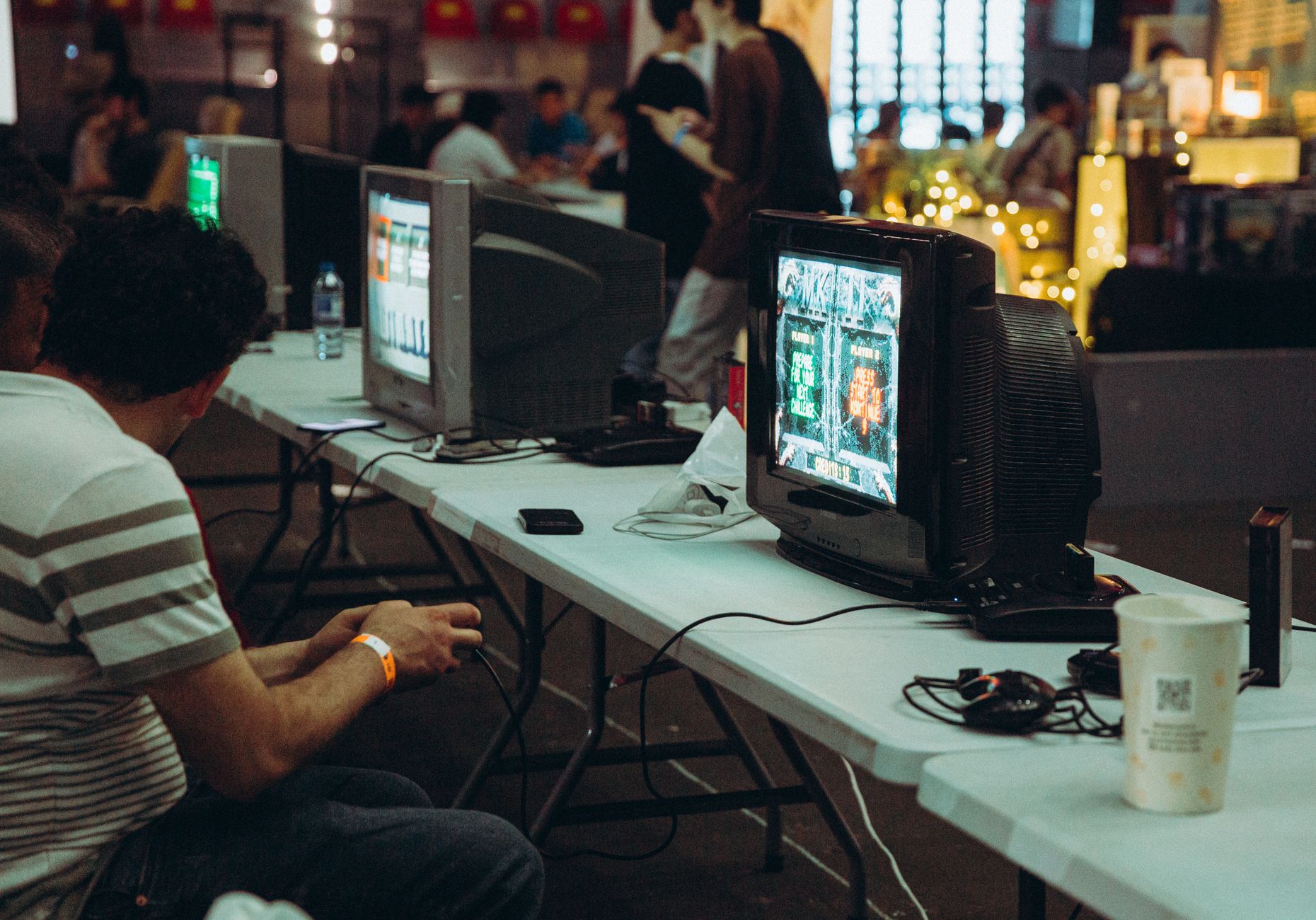 Gaming setups retro screen